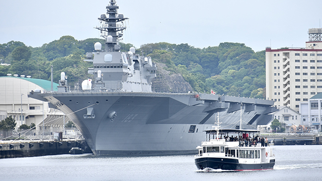 YOKOSUKA軍港めぐり